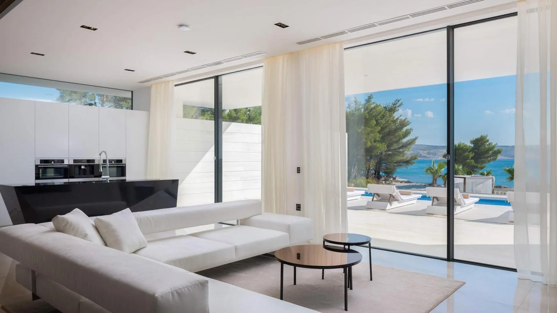 5-Star Villa Calma I With Heated Pool, Jacuzzi, Sea And Palm Tree Garden Starigrad Paklenica