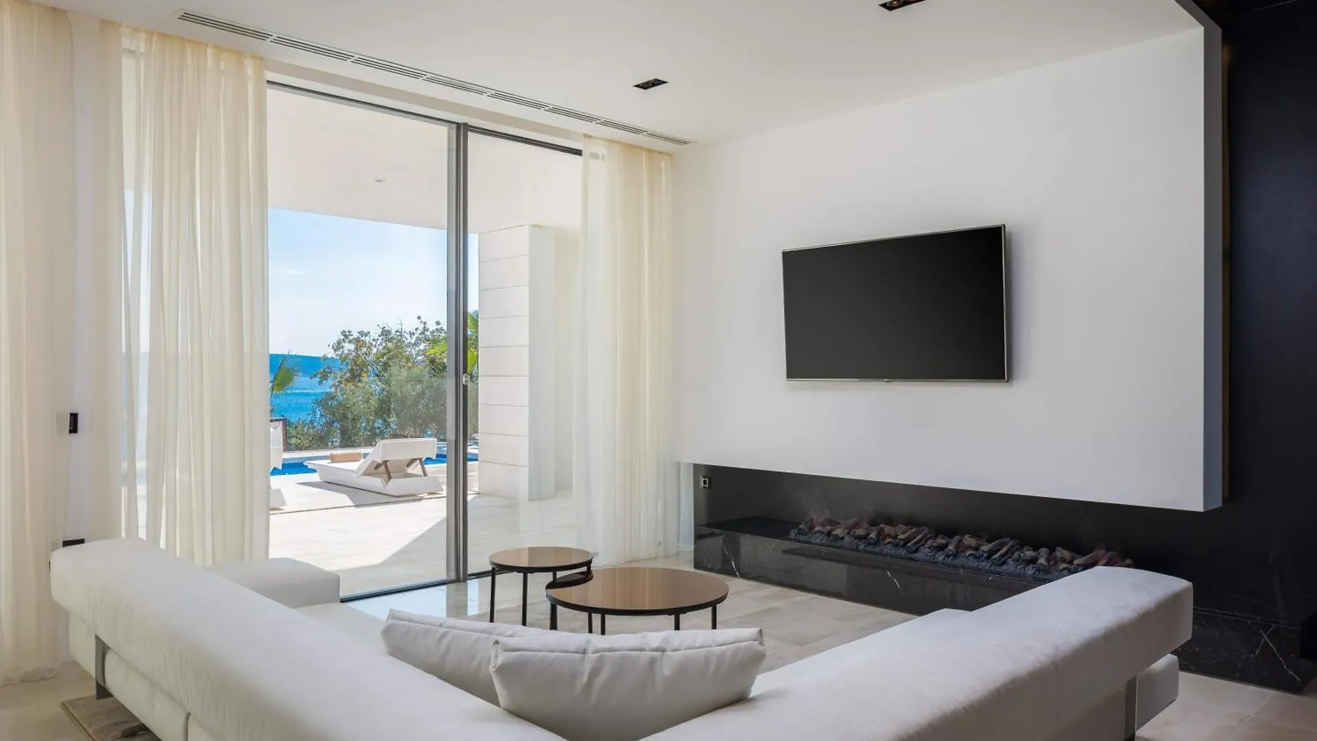 5-Star Villa Calma I With Heated Pool, Jacuzzi, Sea And Palm Tree Garden Starigrad Paklenica Croatia