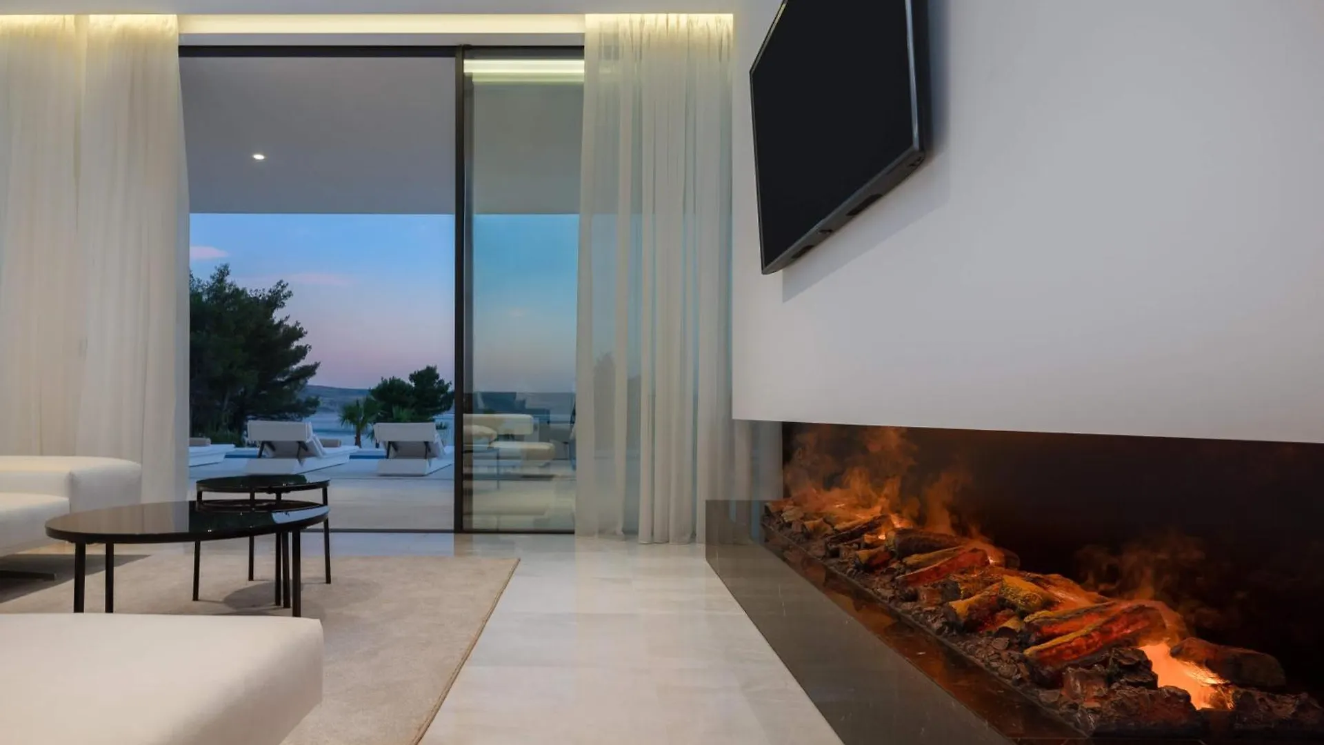 5-Star Villa Calma I With Heated Pool, Jacuzzi, Sea And Palm Tree Garden Starigrad Paklenica 0*,  Croatia